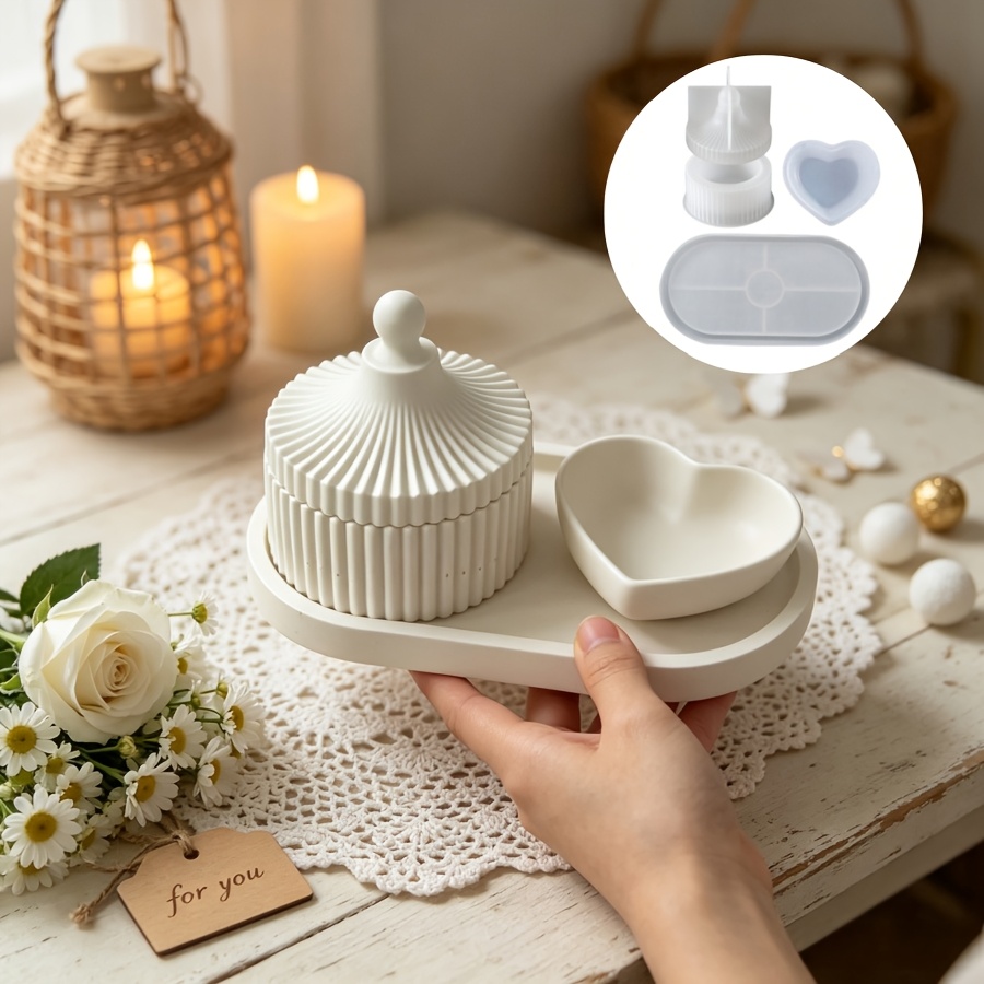 Kraft Box Candle - 4個入りレジンシリコンモールド、エポキシレジン工芸品、石膏キャンドル、ハート型・オーバル型トレイの製作に適しており、収納ボックス付き。
