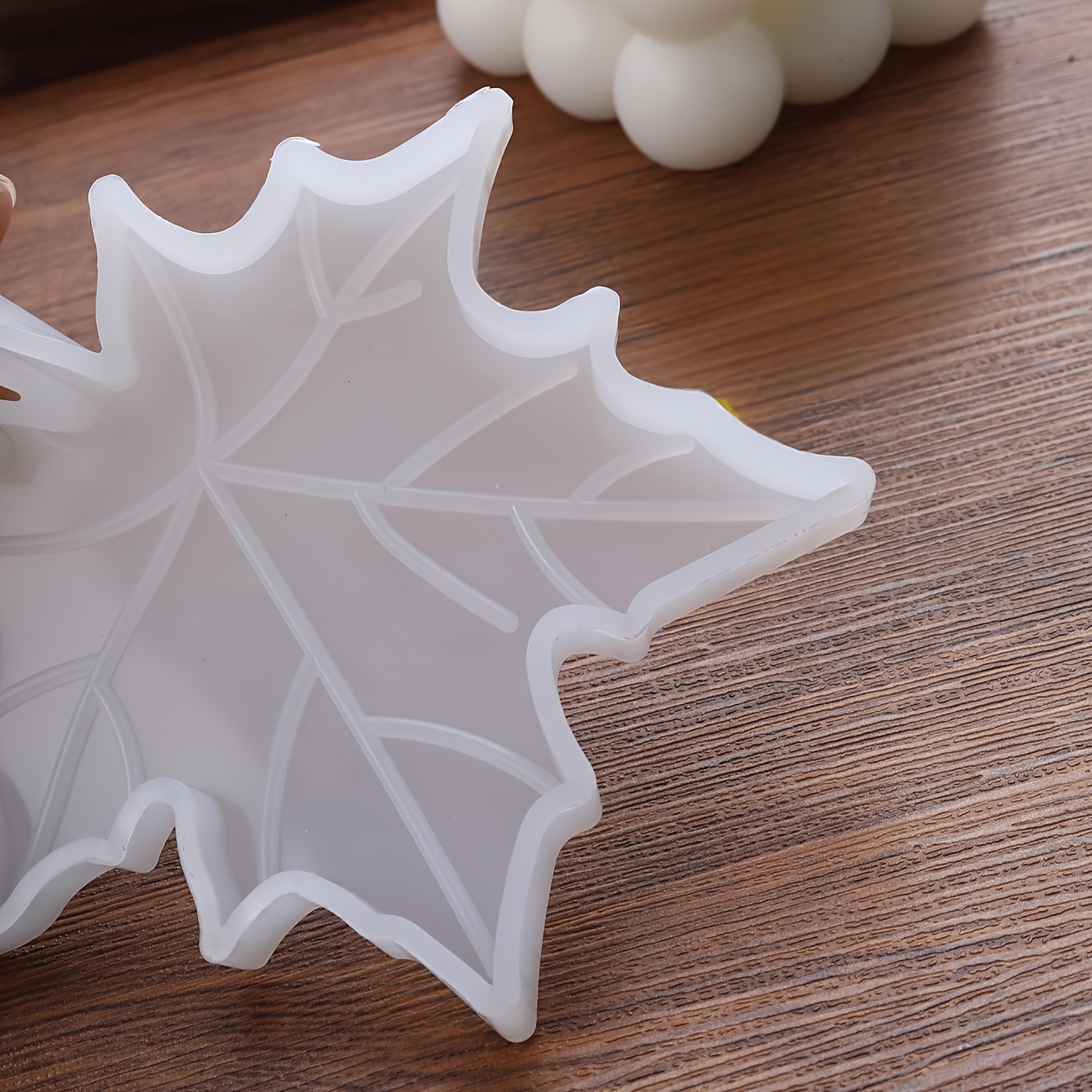 1PC カエデの葉の形をしたシリコンモールド、DIY 石鹸、 - Candle Making Class のレビューと価格